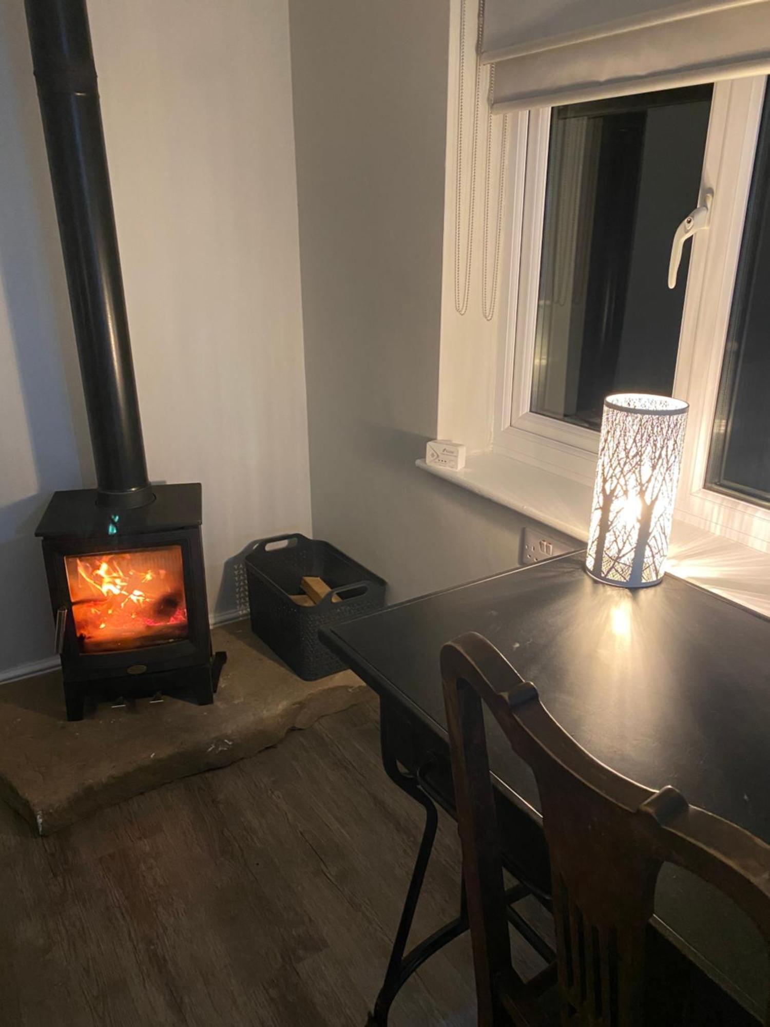 Spalding - Self Contained Studio Double - An Extra Single Bed Can Be Provided 外观 照片